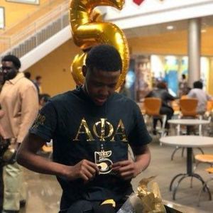 Meet your Posher, Aaron